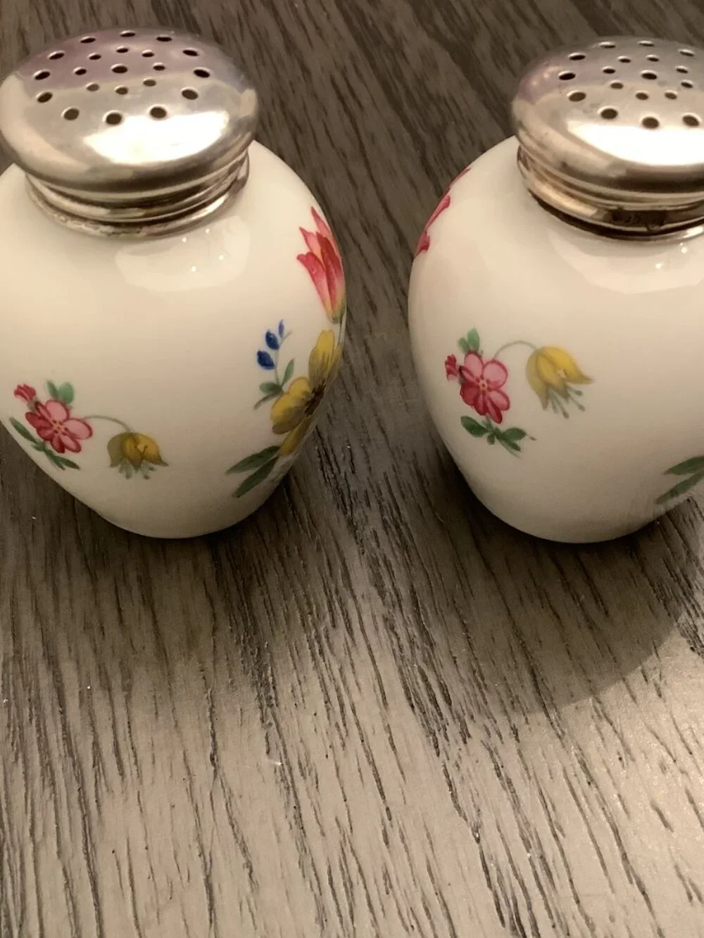 Vintage 1950's Salt Pepper Porcelain Shakers Hallmarked Thomas Germany 835 Lids